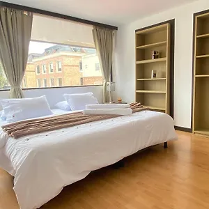 Apartment 5, Parque De La 93, Bogota
