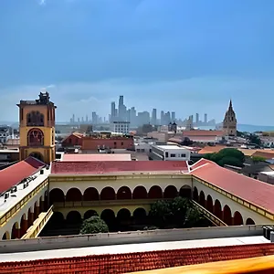 704-vista-casco-antiguo-y-nuevo.cartagena-hotels.org/
